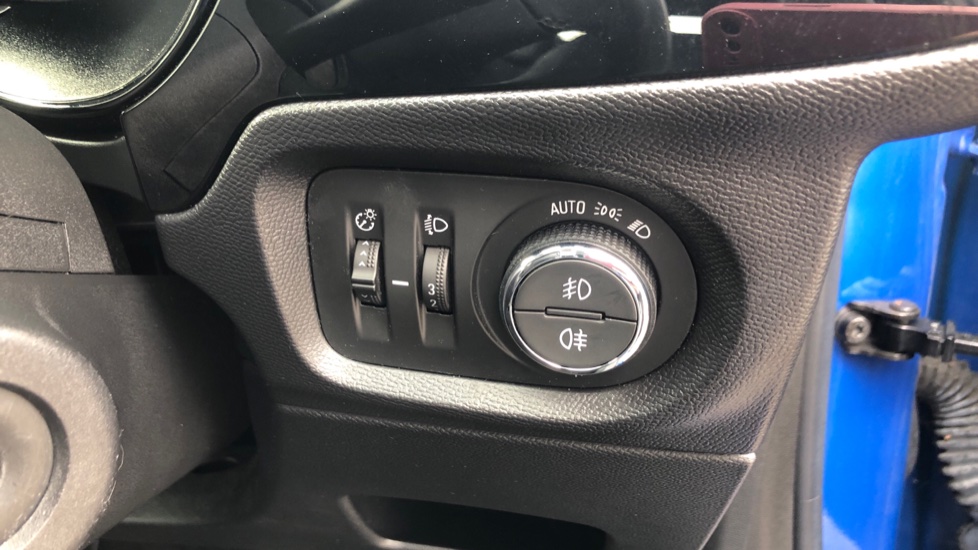 Vauxhall Corsa 1.2 Elite 5dr Petrol Hatchback - Image 19