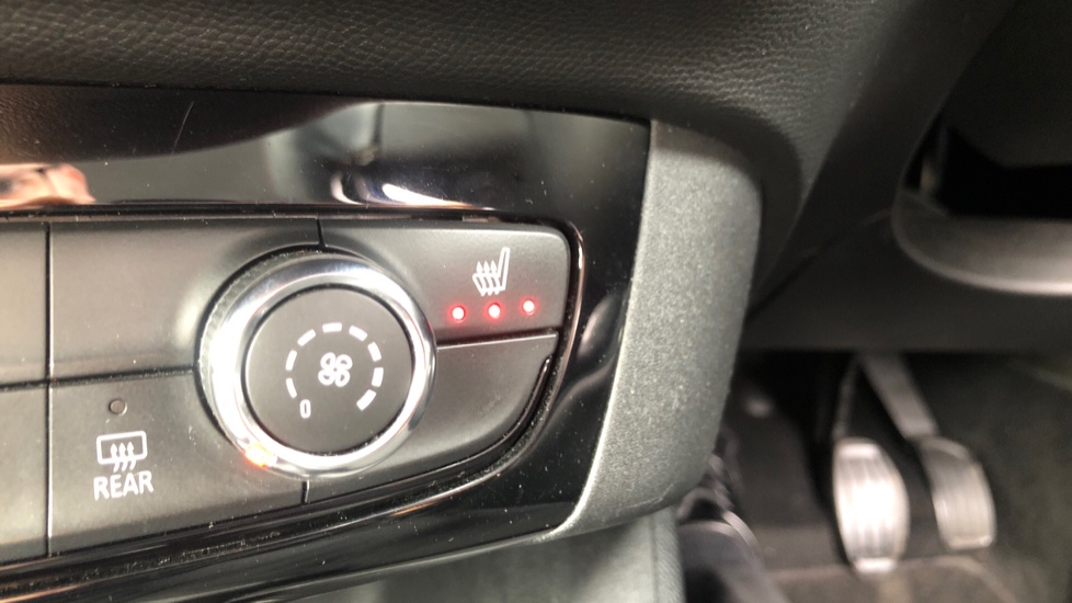 Vauxhall Corsa 1.2 Elite 5dr Petrol Hatchback - Image 18