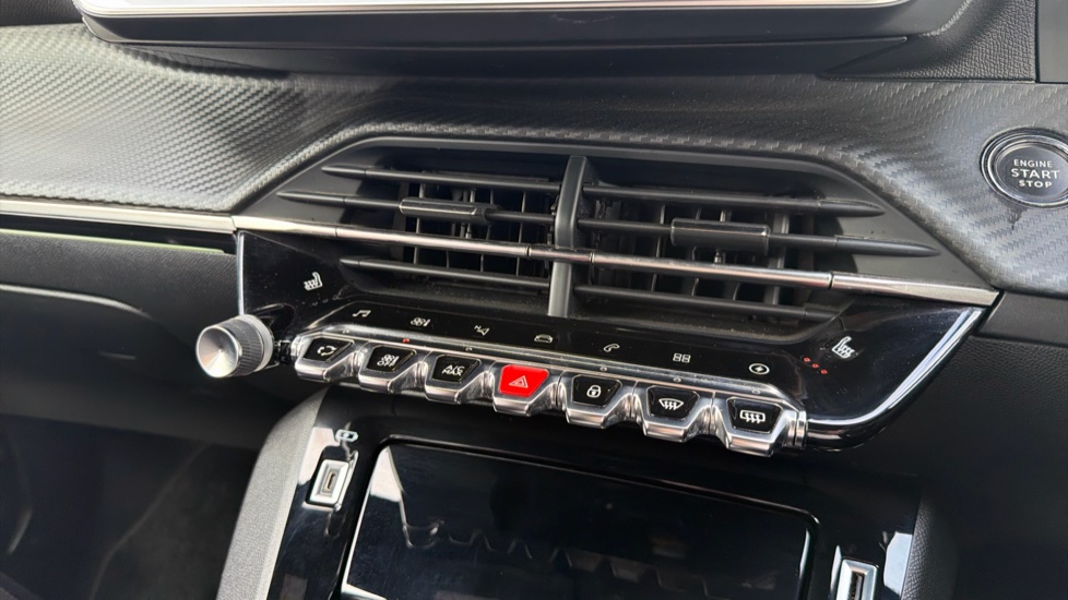 Peugeot 2008 100kW GT 50kWh 5dr Auto Electric Estate - Image 26