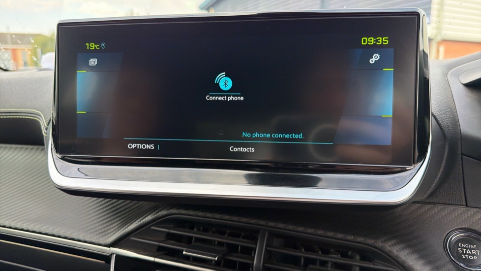 Peugeot 2008 100kW GT 50kWh 5dr Auto Electric Estate - Image 23