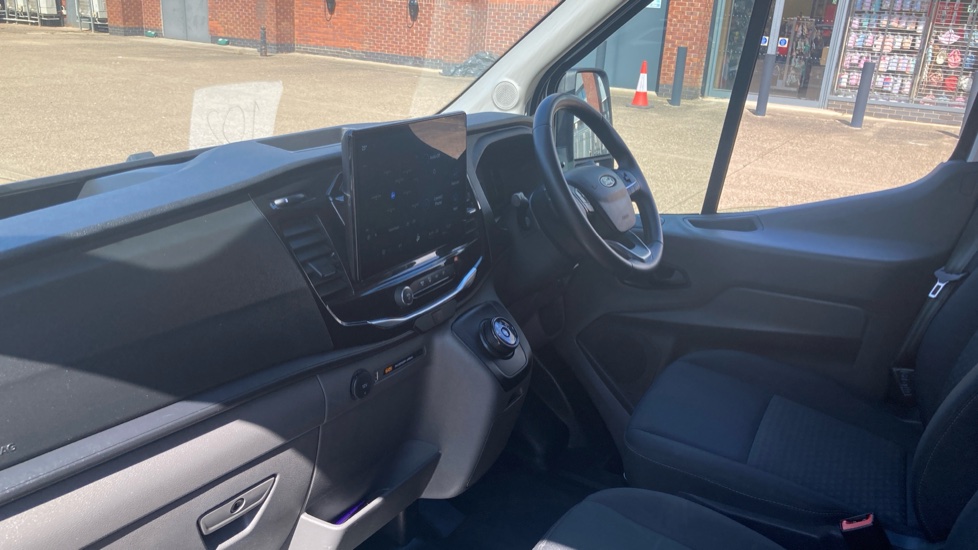 Ford Transit 350 L3 Diesel Fwd 2.0 EcoBlue 165ps H2 Limited Van Auto [Nav] - Image 15