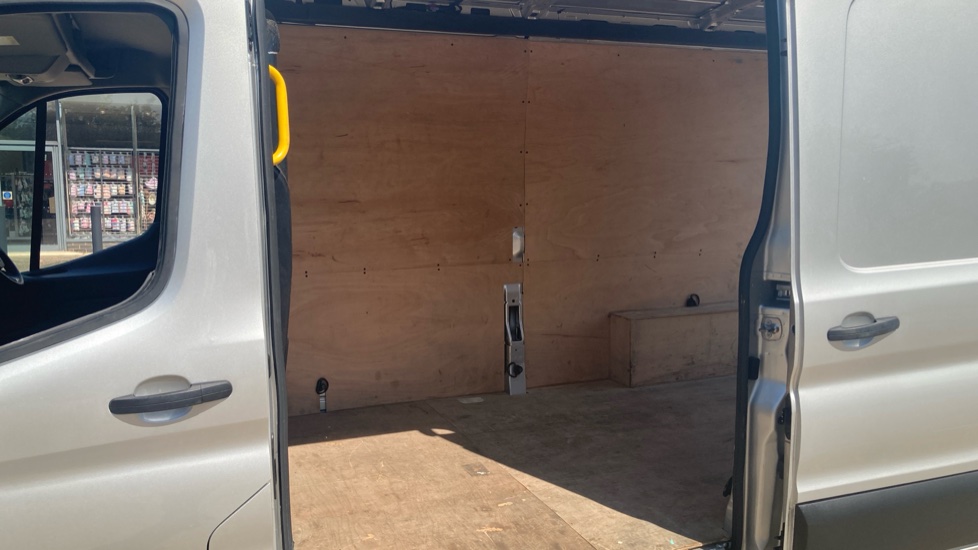 Ford Transit 350 L3 Diesel Fwd 2.0 EcoBlue 165ps H2 Limited Van Auto [Nav] - Image 12