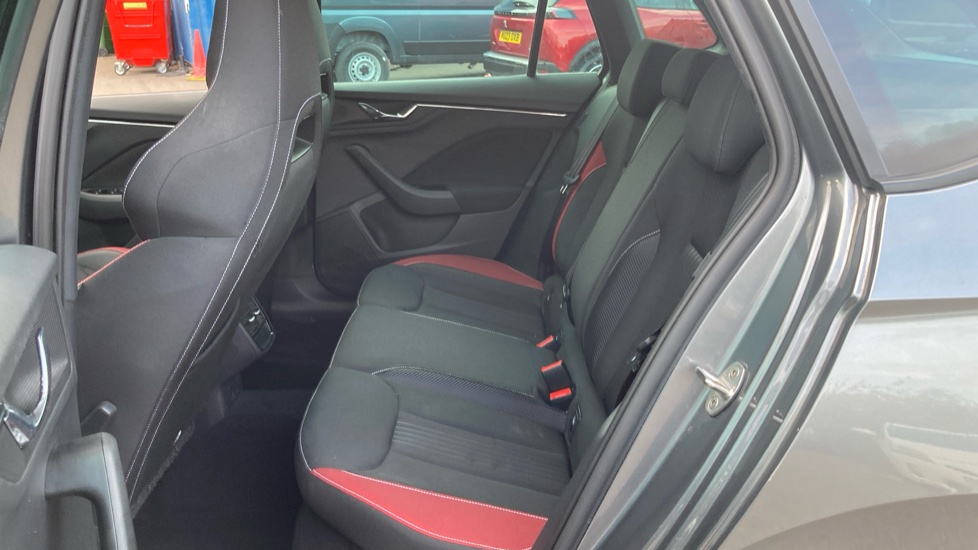 Skoda Kamiq 1.5 TSI Monte Carlo 5dr Petrol Hatchback - Image 34