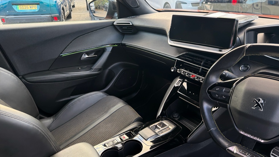 Peugeot 2008 100kW GT 50kWh 5dr Auto Electric Estate - Image 18