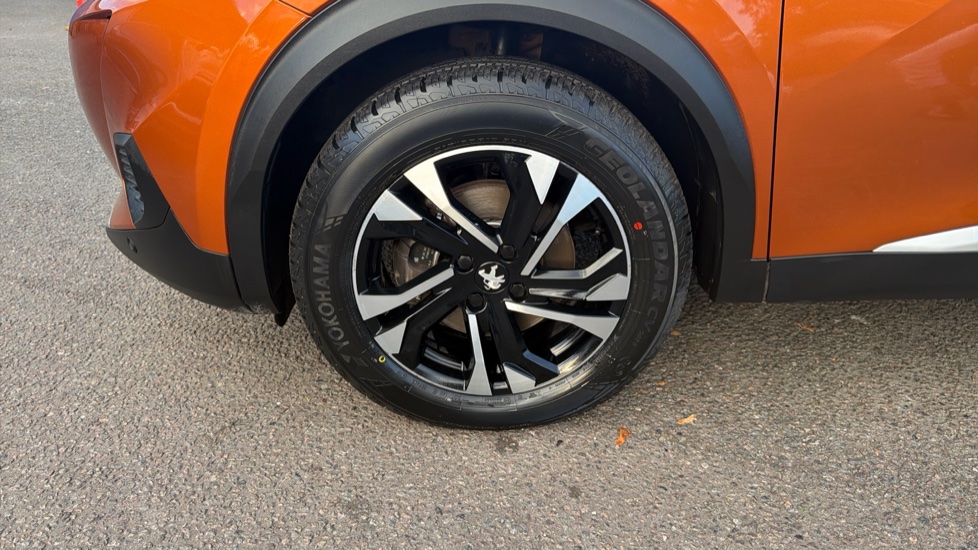 Peugeot 2008 100kW GT 50kWh 5dr Auto Electric Estate - Image 13