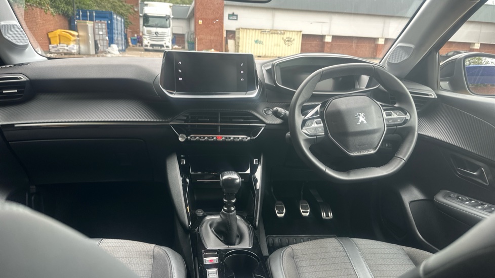 Peugeot 208 1.2 PureTech 100 Allure Premium + 5dr Petrol Hatchback - Image 10