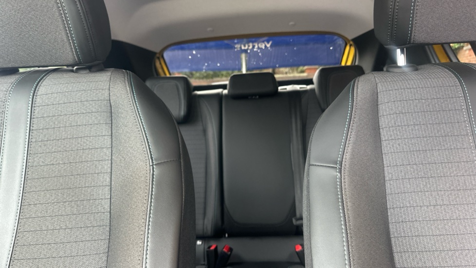 Peugeot 208 1.2 PureTech 100 Allure Premium + 5dr Petrol Hatchback - Image 15