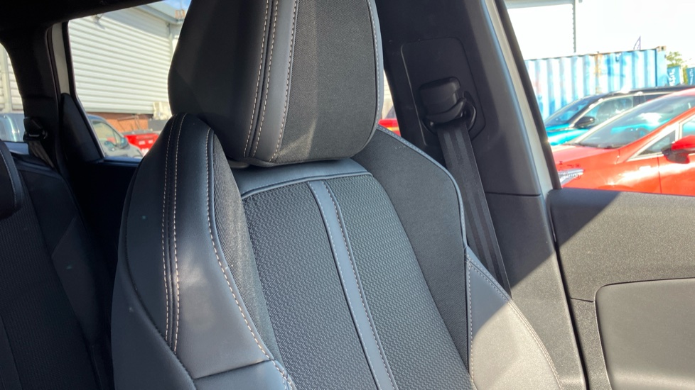 Peugeot 5008 1.5 BlueHDi GT 5dr EAT8 Diesel Estate - Image 32