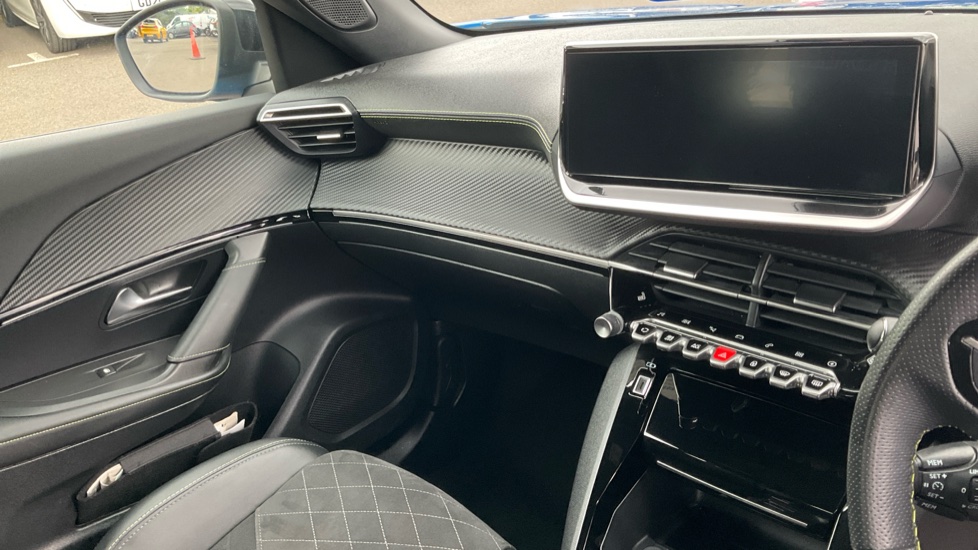 Peugeot 2008 100kW GT 50kWh 5dr Auto Electric Estate - Image 14