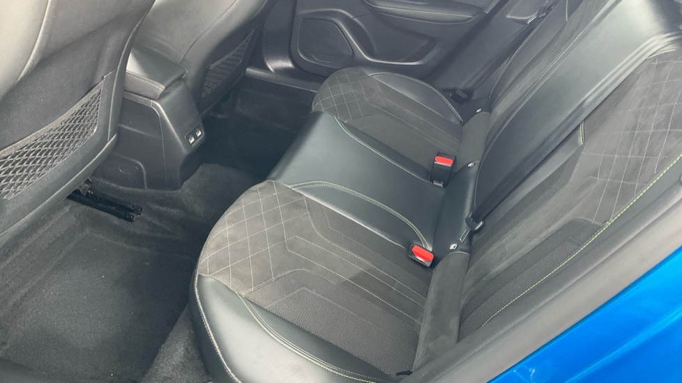 Peugeot 2008 100kW GT 50kWh 5dr Auto Electric Estate - Image 16