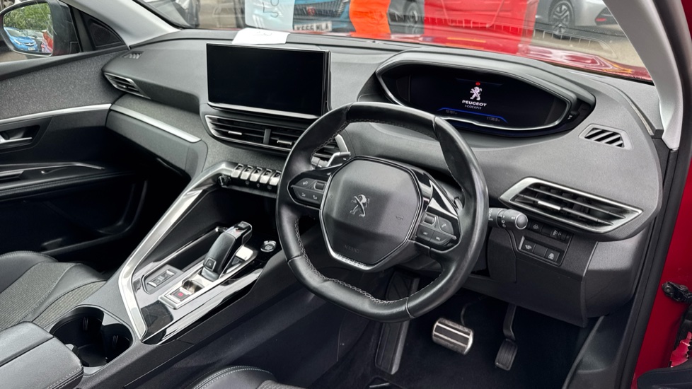 Peugeot 3008 1.5 BlueHDi Allure Premium+ 5dr EAT8 Diesel Estate - Image 15