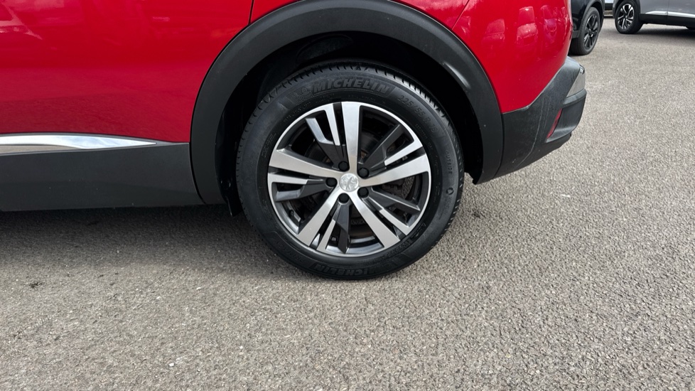 Peugeot 3008 1.5 BlueHDi Allure Premium+ 5dr EAT8 Diesel Estate - Image 8