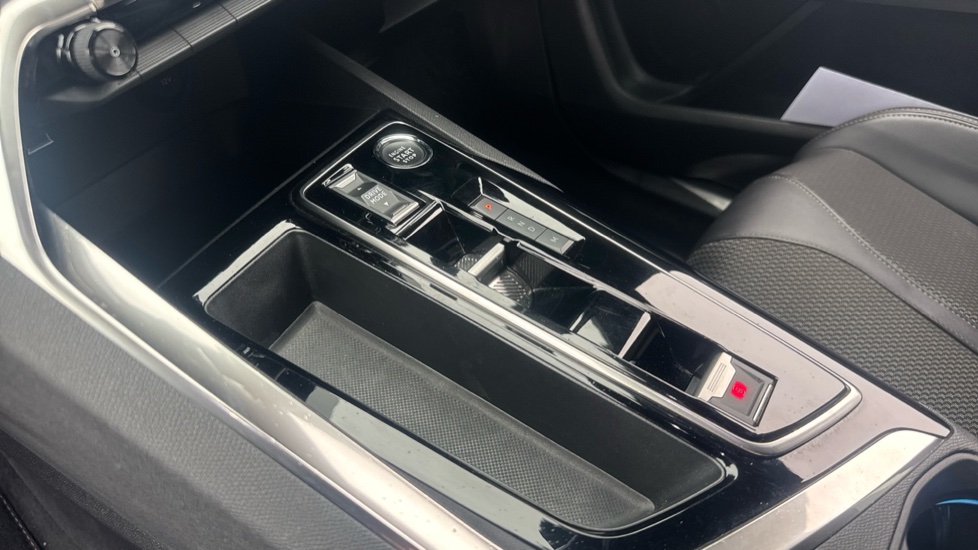 Peugeot 5008 1.5 BlueHDi GT 5dr EAT8 Diesel Estate - Image 24