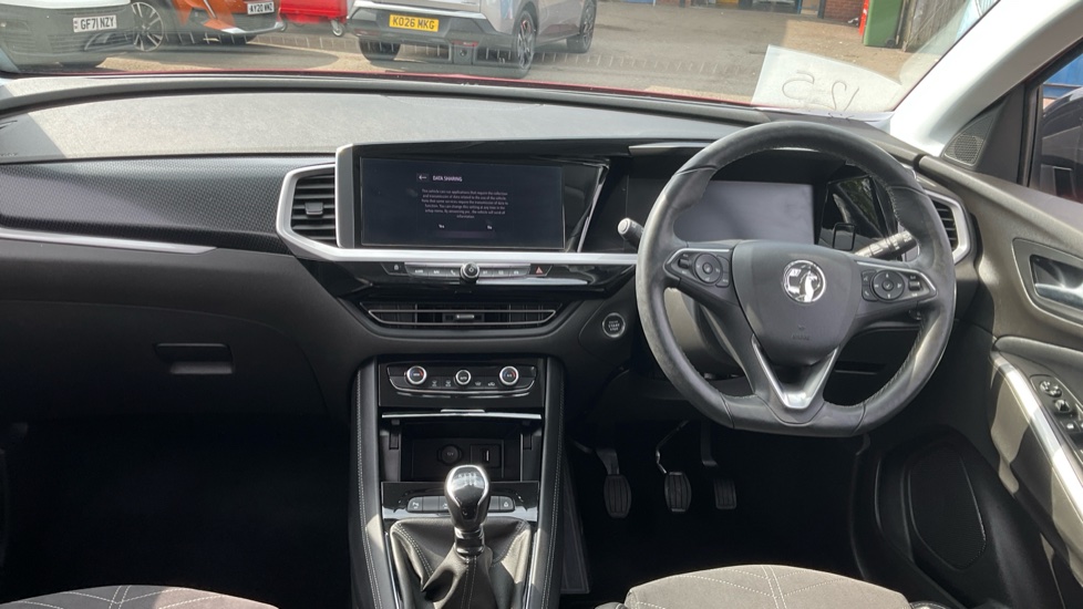 Vauxhall Grandland 1.2 Turbo Ultimate 5dr Petrol Hatchback - Image 17