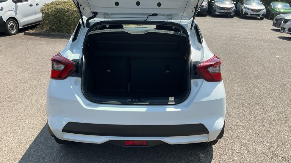 Nissan Micra 0.9 IG-T Acenta 5dr Petrol Hatchback - Image 6