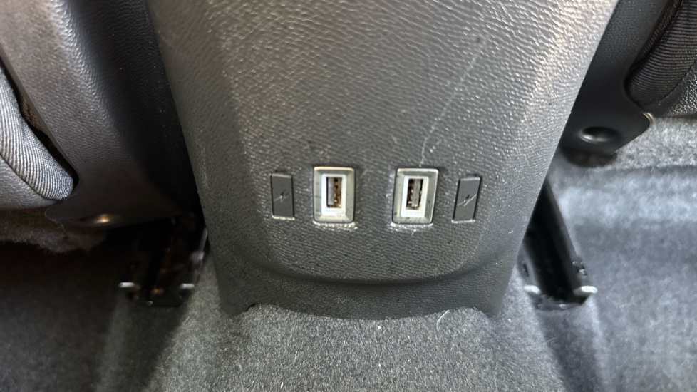 Vauxhall Mokka 100kW Ultimate 50kWh 5dr Auto Electric Hatchback - Image 36