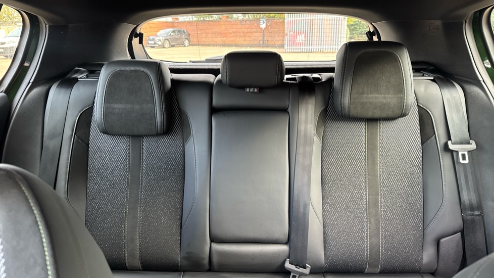 Peugeot 308 1.2 PureTech GT 5dr EAT8 Petrol Hatchback - Image 23
