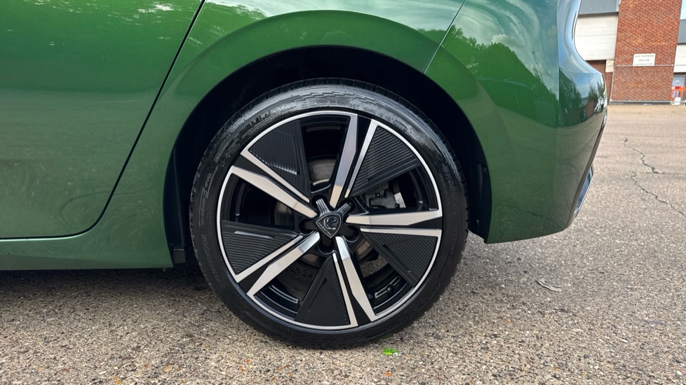 Peugeot 308 1.2 PureTech GT 5dr EAT8 Petrol Hatchback - Image 10