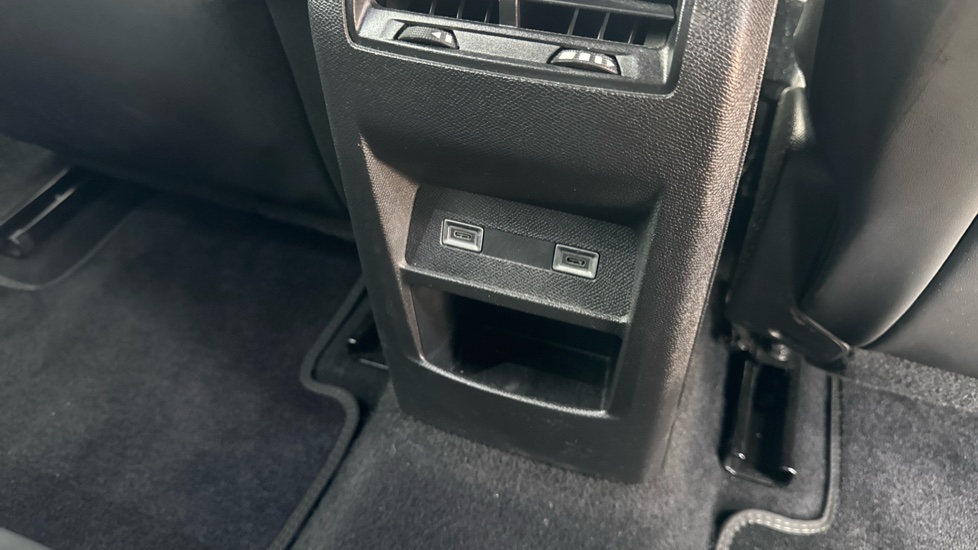Peugeot 308 1.2 PureTech GT 5dr EAT8 Petrol Hatchback - Image 30