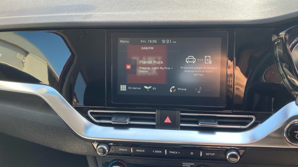 Kia E-Niro 150kW 2 Long Range 64kWh 5dr Auto Electric Estate - Image 21