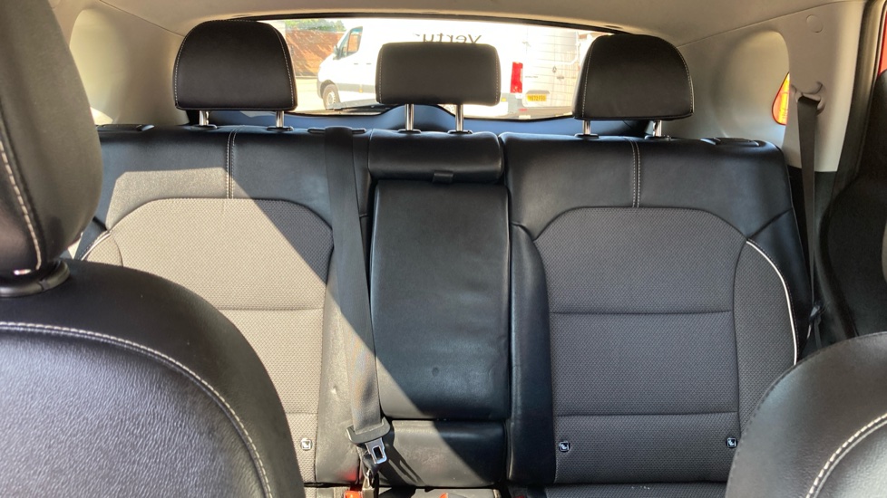 Kia E-Niro 150kW 2 Long Range 64kWh 5dr Auto Electric Estate - Image 26