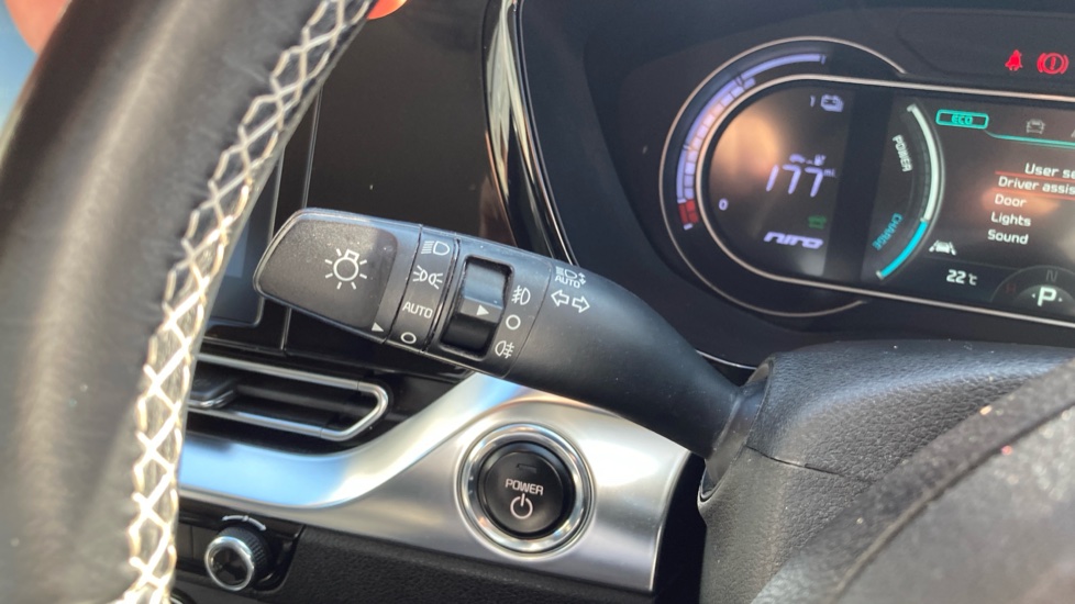 Kia E-Niro 150kW 2 Long Range 64kWh 5dr Auto Electric Estate - Image 16