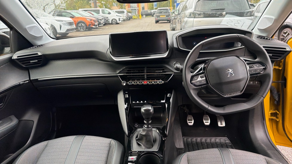 Peugeot 208 1.2 PureTech 100 Allure Premium + 5dr Petrol Hatchback - Image 16