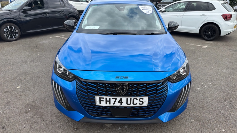 Peugeot 208 1.2 PureTech 100 Allure 5dr Petrol Hatchback - Image 8