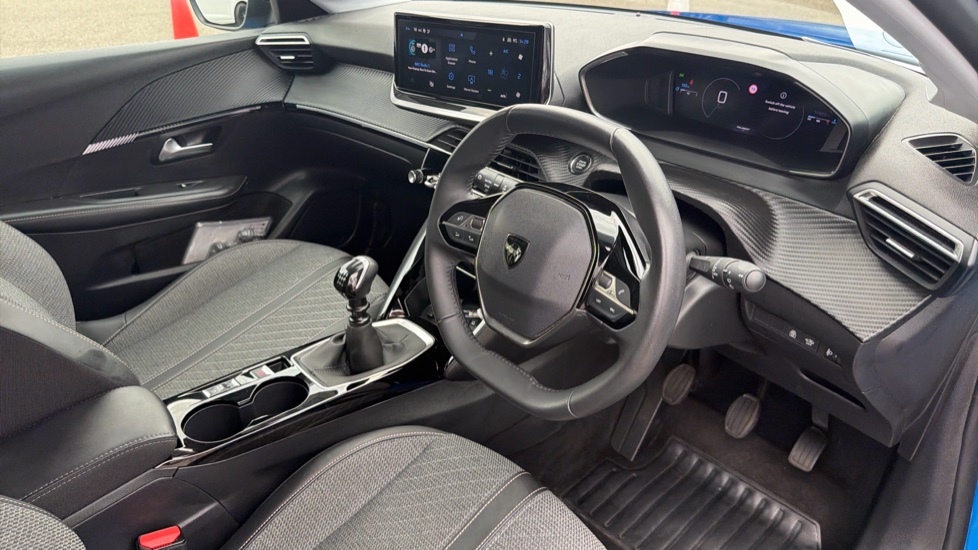 Peugeot 208 1.2 PureTech 100 Allure 5dr Petrol Hatchback - Image 16