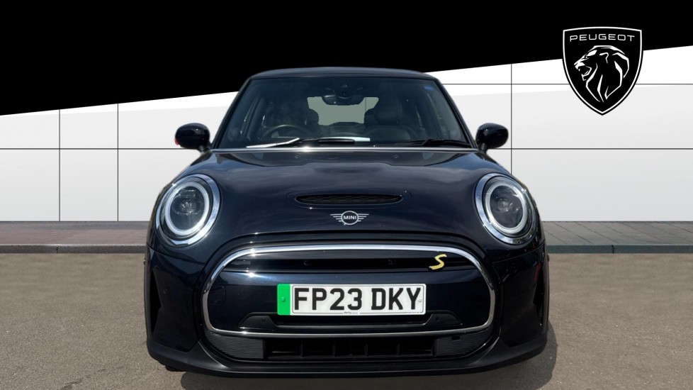 MINI Hatchback 135kW Cooper S Level 3 33kWh 3dr Auto Electric Hatchback - Image 2