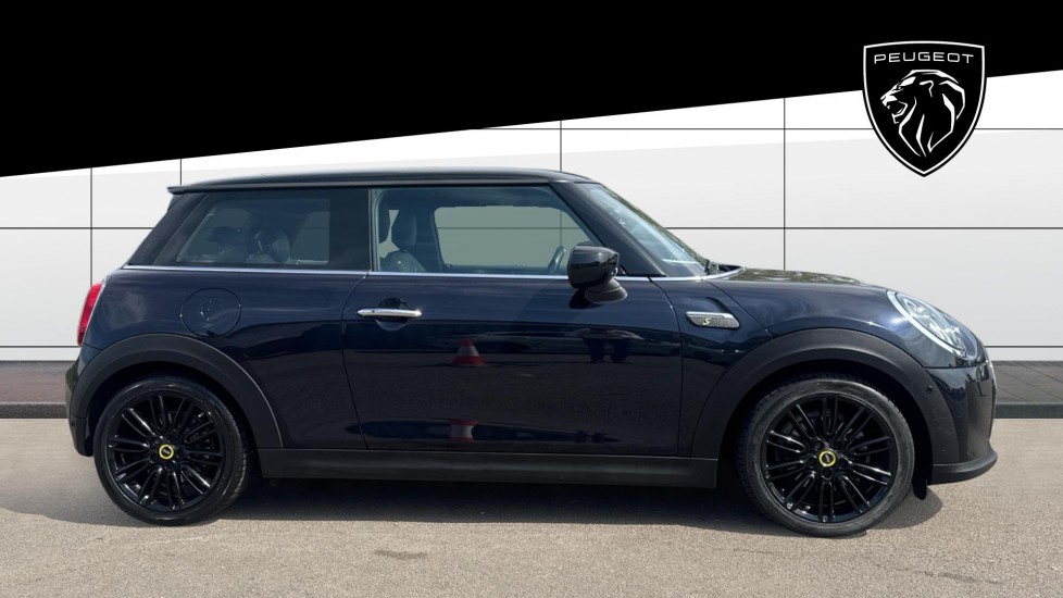 MINI Hatchback 135kW Cooper S Level 3 33kWh 3dr Auto Electric Hatchback - Image 5