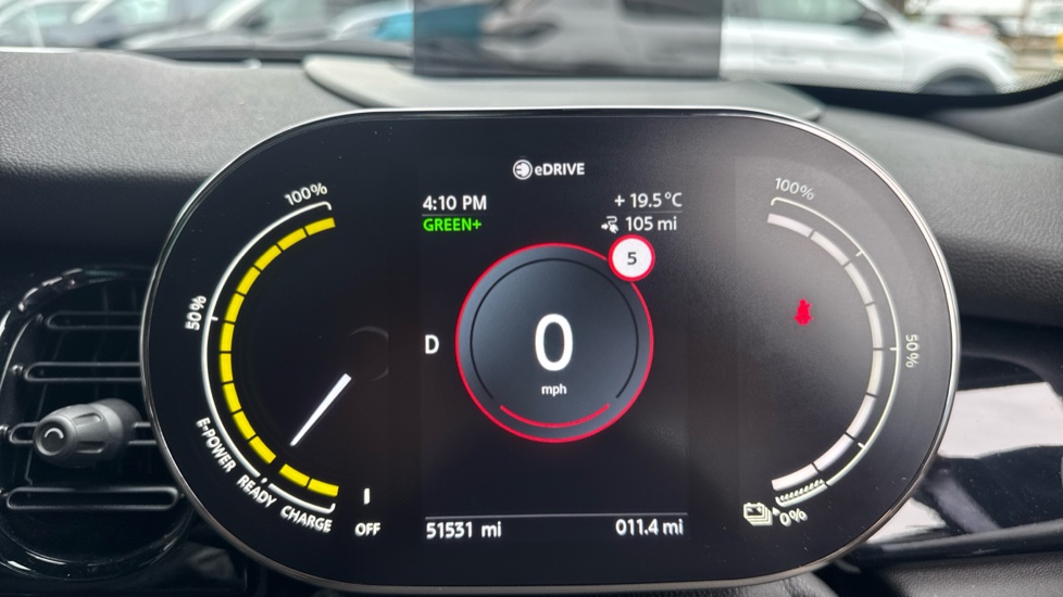 MINI Hatchback 135kW Cooper S Level 3 33kWh 3dr Auto Electric Hatchback - Image 15