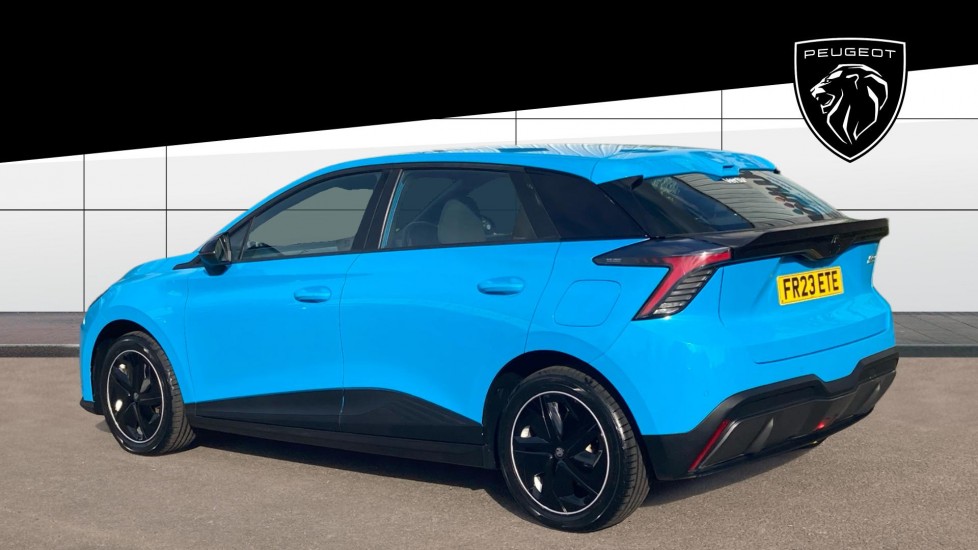 MG MG4 150kW SE EV Long Range 64kWh 5dr Auto Electric Hatchback - Image 4