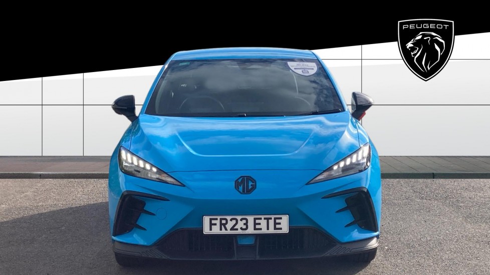 MG MG4 150kW SE EV Long Range 64kWh 5dr Auto Electric Hatchback - Image 2