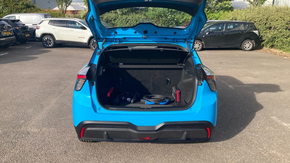 MG MG4 150kW SE EV Long Range 64kWh 5dr Auto Electric Hatchback - Image 6