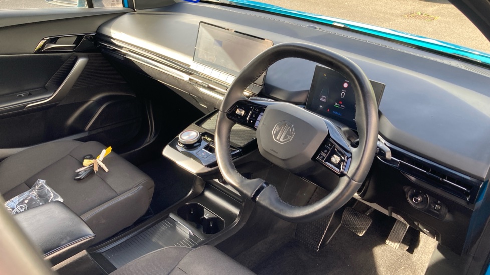 MG MG4 150kW SE EV Long Range 64kWh 5dr Auto Electric Hatchback - Image 11