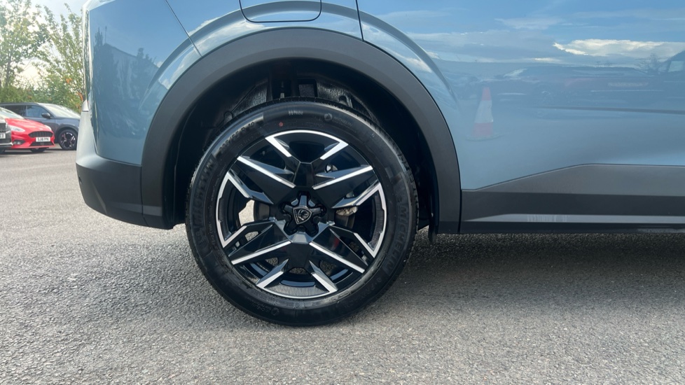 Peugeot 3008 1.2 Hybrid 136 GT 5dr e-DSC6 Petrol Estate - Image 7