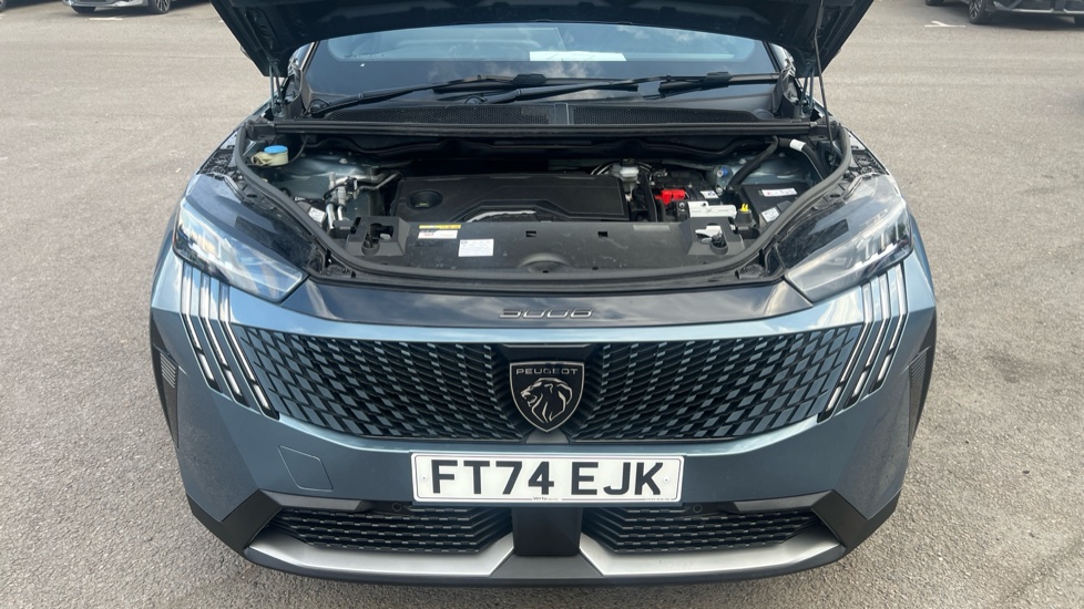 Peugeot 3008 1.2 Hybrid 136 GT 5dr e-DSC6 Petrol Estate - Image 8