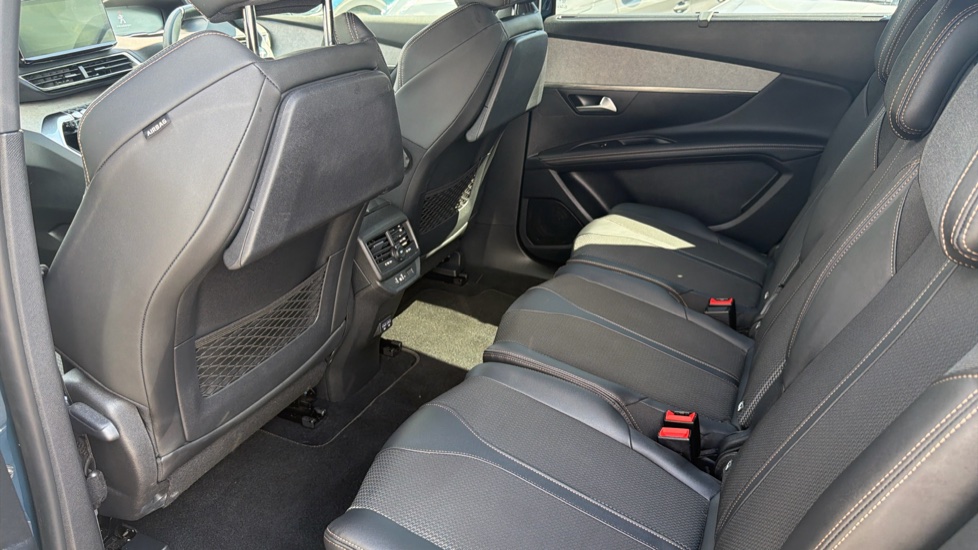 Peugeot 5008 1.5 BlueHDi GT 5dr EAT8 Diesel Estate - Image 29