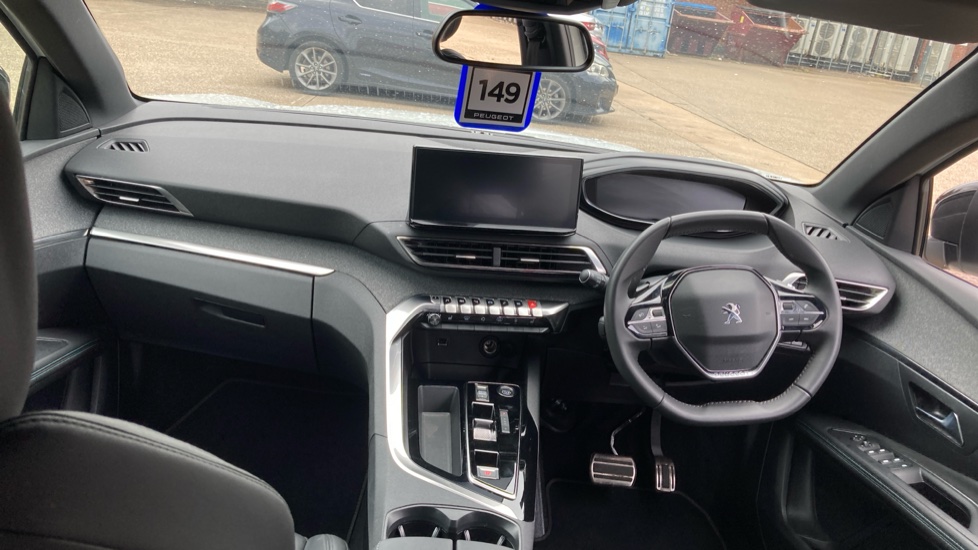 Peugeot 3008 1.6 Hybrid 180 Allure 5dr e-EAT8 Estate - Image 13