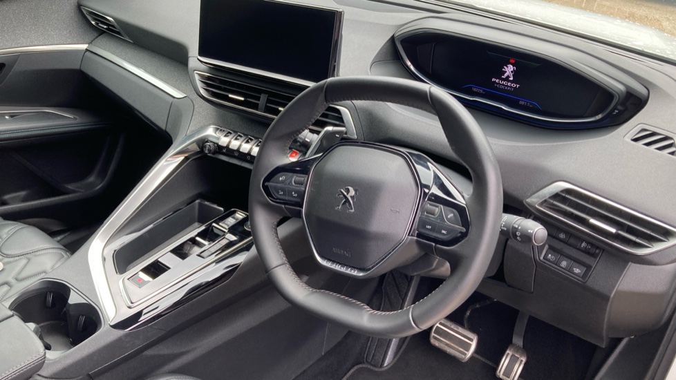 Peugeot 3008 1.6 Hybrid 180 Allure 5dr e-EAT8 Estate - Image 14