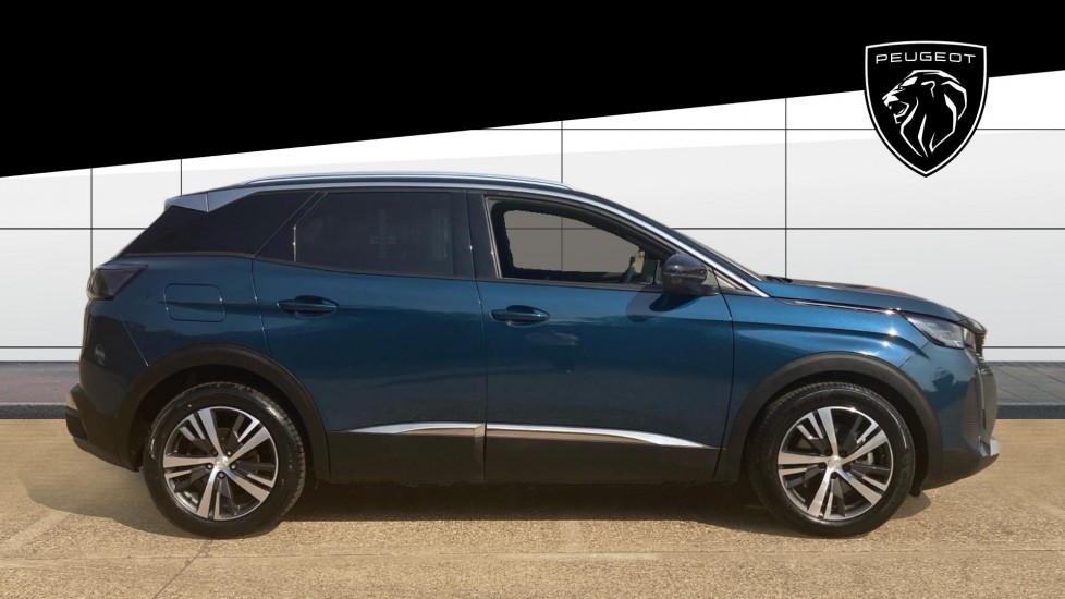 Peugeot 3008 1.6 Hybrid 180 Allure 5dr e-EAT8 Estate - Image 5