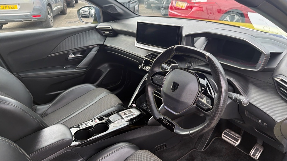 Peugeot 208 1.2 Hybrid 136 GT 5dr e-DSC6 Petrol Hatchback - Image 16