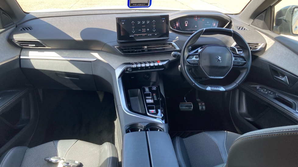 Peugeot 5008 1.2 PureTech GT 5dr EAT8 Petrol Estate - Image 13