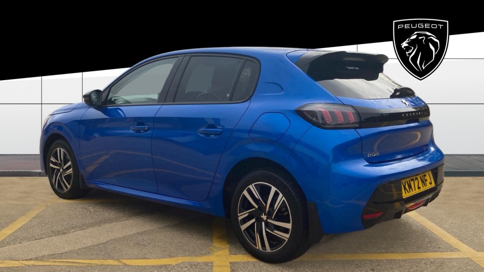 Peugeot 208 1.2 PureTech 130 Allure Premium + 5dr EAT8 Petrol Hatchback - Image 4