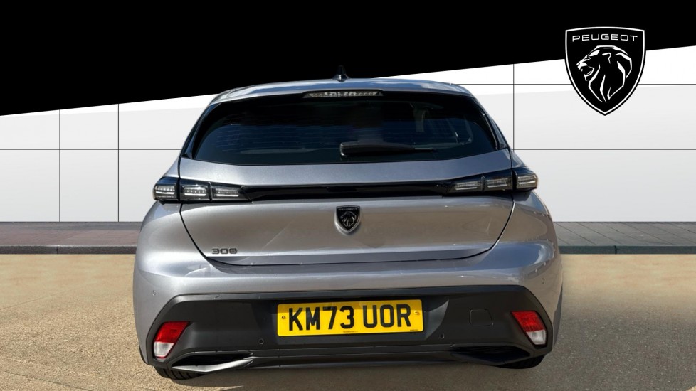 Peugeot 308 1.2 PureTech Active Premium 5dr EAT8 Petrol Hatchback - Image 3