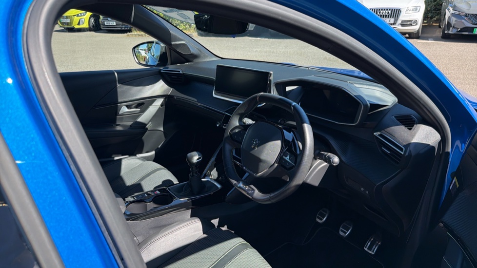 Peugeot 208 1.2 PureTech 100 GT 5dr Petrol Hatchback - Image 11
