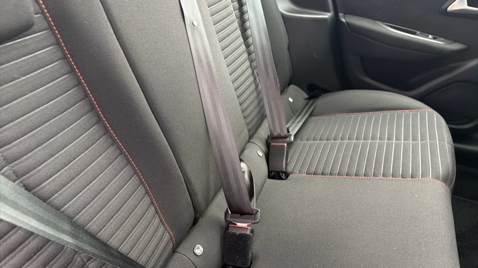 Peugeot 208 1.2 PureTech Active Premium 5dr Petrol Hatchback - Image 17