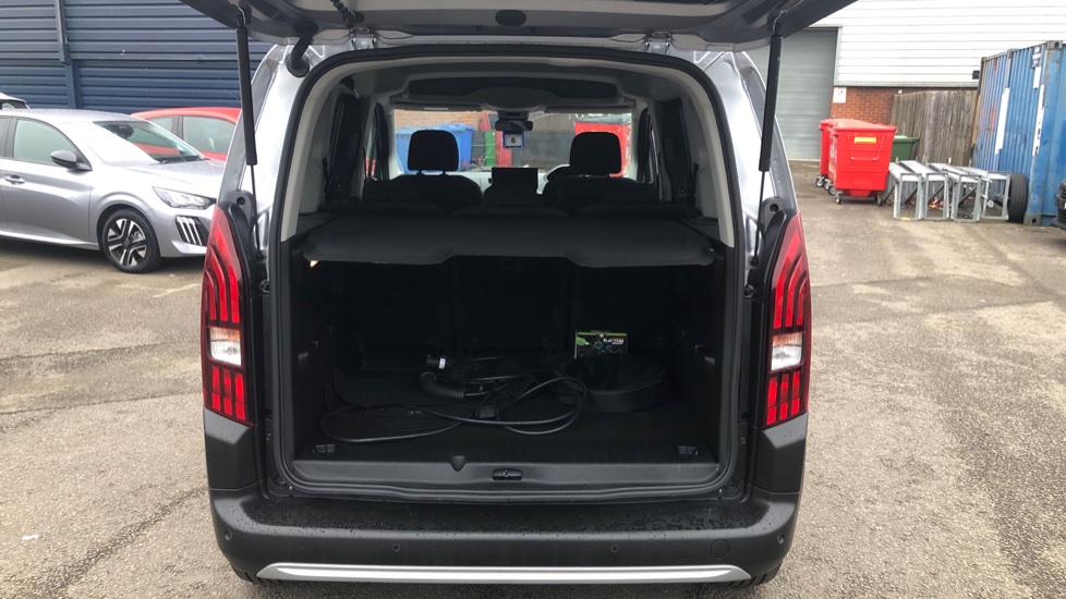 Peugeot Rifter 100kW GT 52kWh 5dr Auto Electric Estate - Image 4