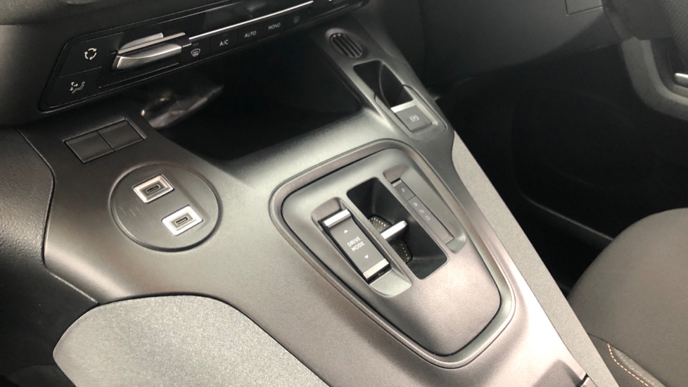 Peugeot Rifter 100kW GT 52kWh 5dr Auto Electric Estate - Image 13